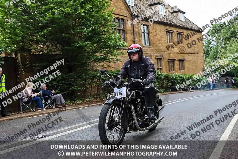 Vintage motorcycle club;eventdigitalimages;no limits trackdays;peter wileman photography;vintage motocycles;vmcc banbury run photographs
